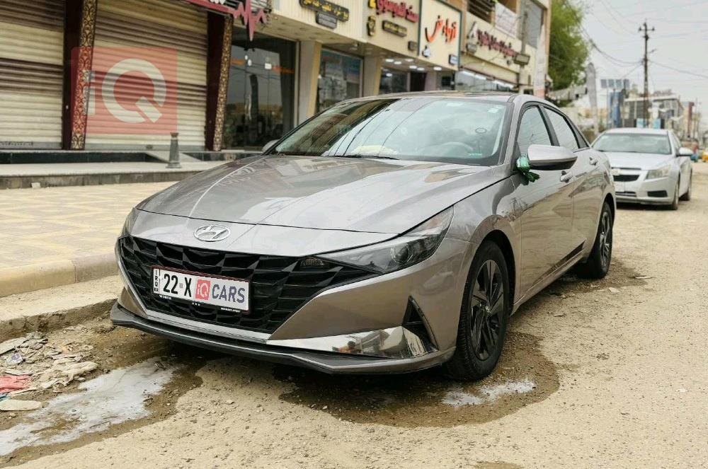 هیوندای ئەلەنترا